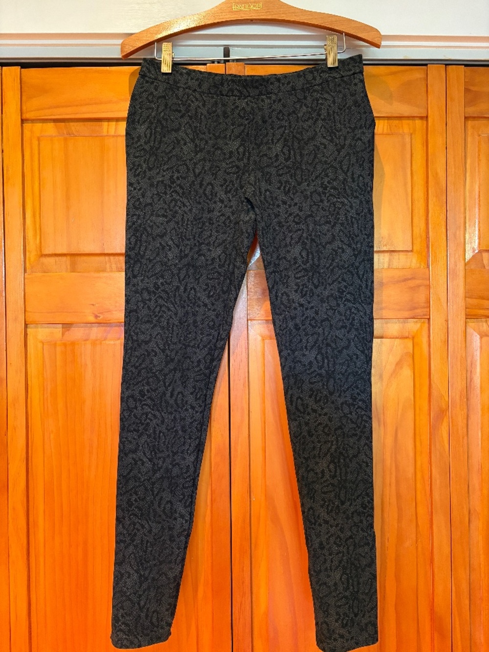 Joie Keena Snakeskin Pants Size Small Black and Dark Gray